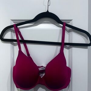 Women's Victoria’s Secret Red Bra